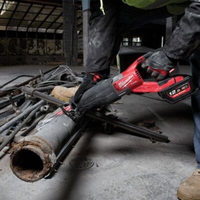 Máy cưa kiếm Milwaukee M18 FSX-0C