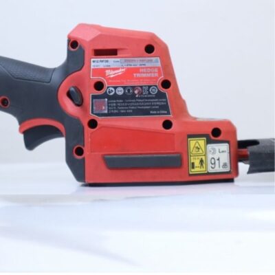 Máy tỉa hàng rào Milwaukee M12 FHT20-0
