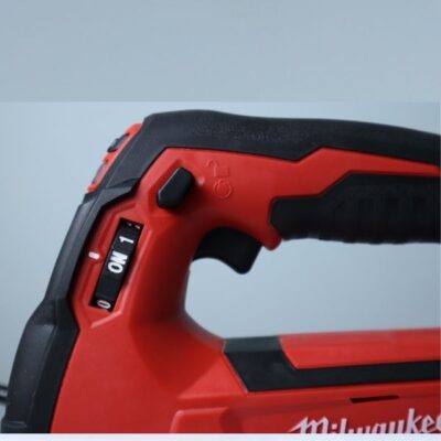 Máy tra mỡ Milwaukee M18 GG-0