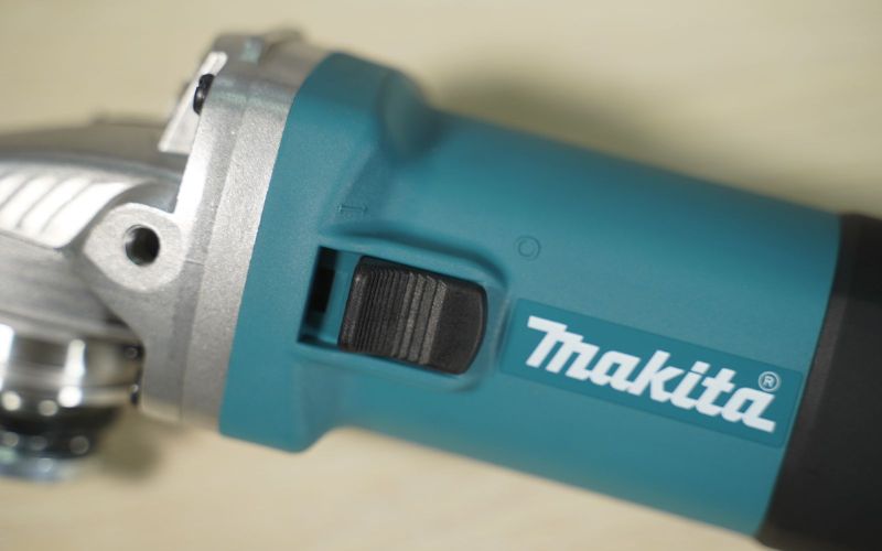 Máy mài góc Makita 9556HN