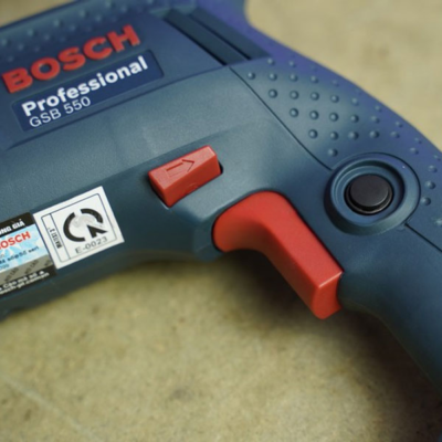 Máy khoan động lực Bosch GSB 550 (bộ set valy 80 món phụ kiện ngành điện) – 06011A15K2