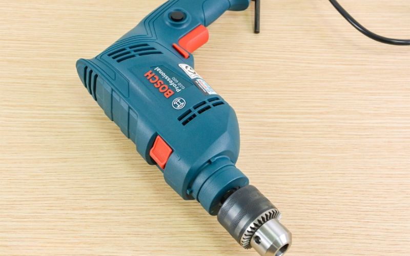 Bộ máy khoan động lực Bosch GSB 600 (91 phụ kiện)