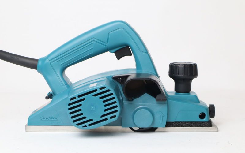 may-bao-makita-m1902b-4