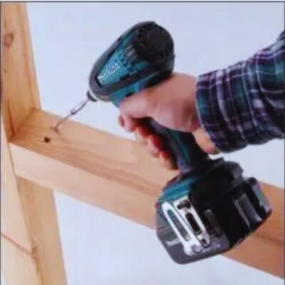 Máy bắt vít dùng pin Makita TD110DZ