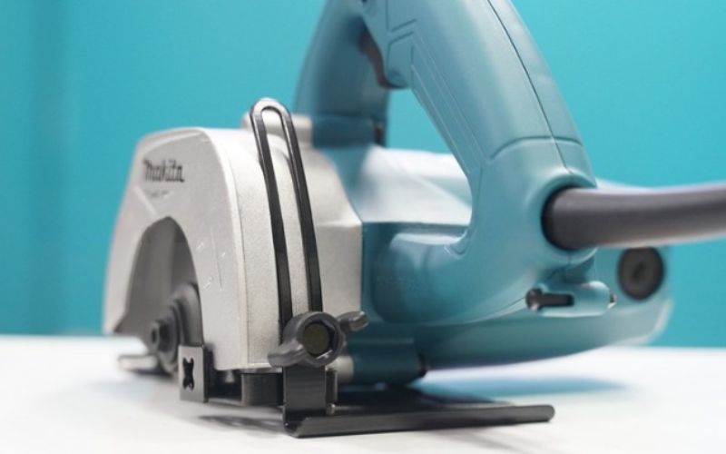 may-cat-gach-da-makita-m0401b-3