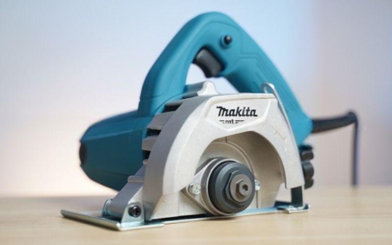 may-cat-gach-da-makita-m4100b-2