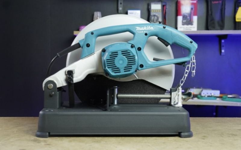 Máy cắt sắt bàn Makita M2401B