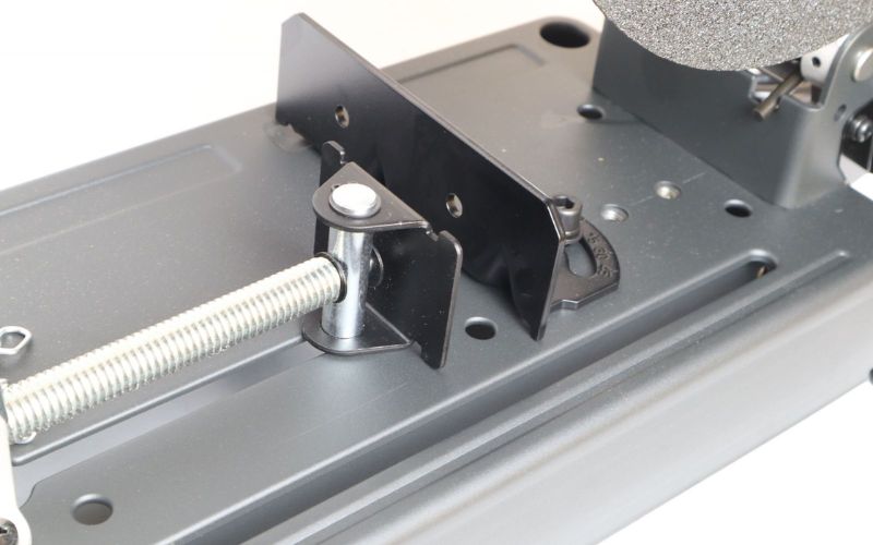 may-cat-sat-ban-makita-m2402b-6