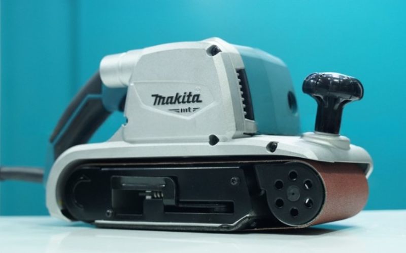 may-cha-nham-bang-makita-m9400b-1