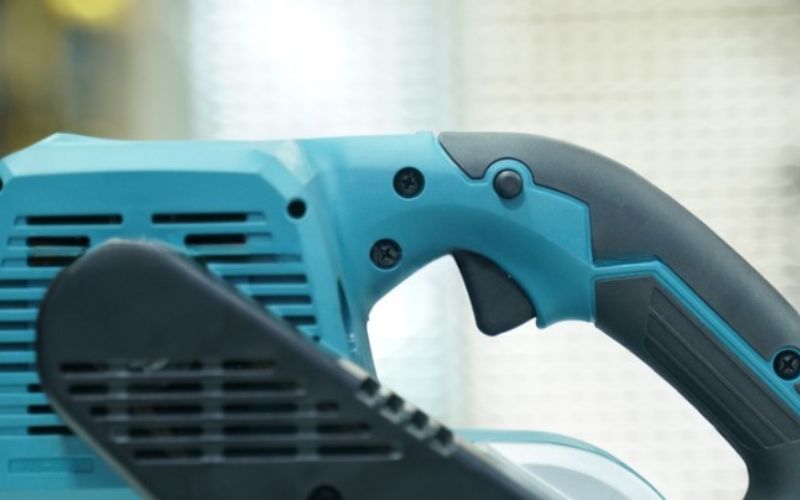 may-cha-nham-bang-makita-m9400b-5