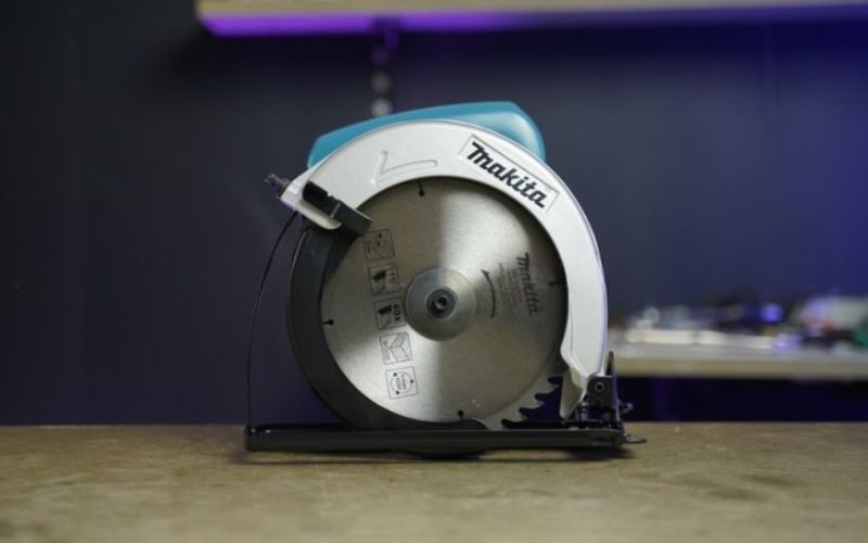 may-cua-dia-makita-5806b-1