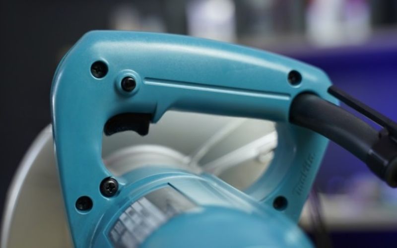 may-cua-dia-makita-5806b-2