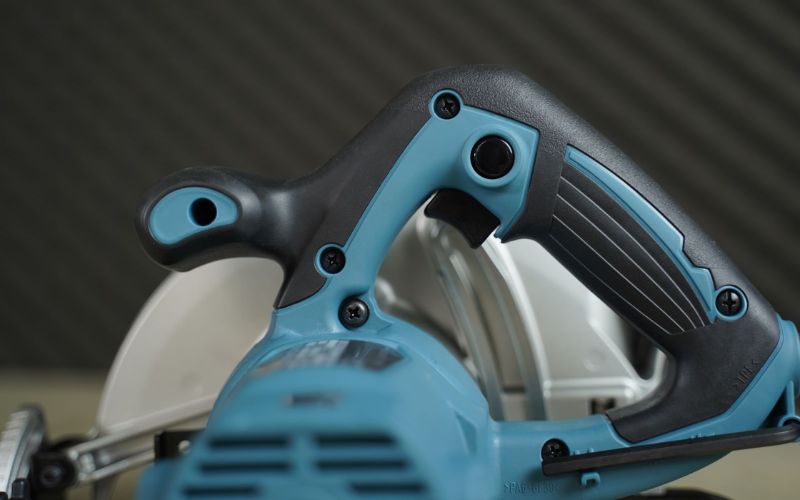 may-cua-dia-makita-hs7600-4