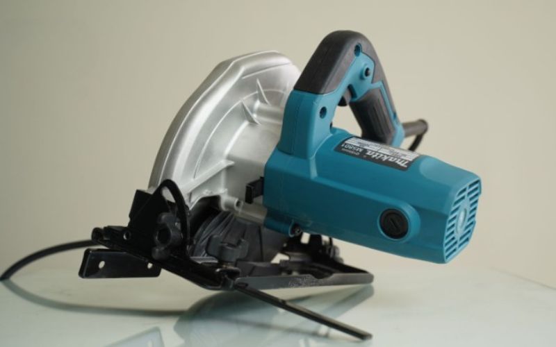 may-cua-dia-makita-m5801b-1