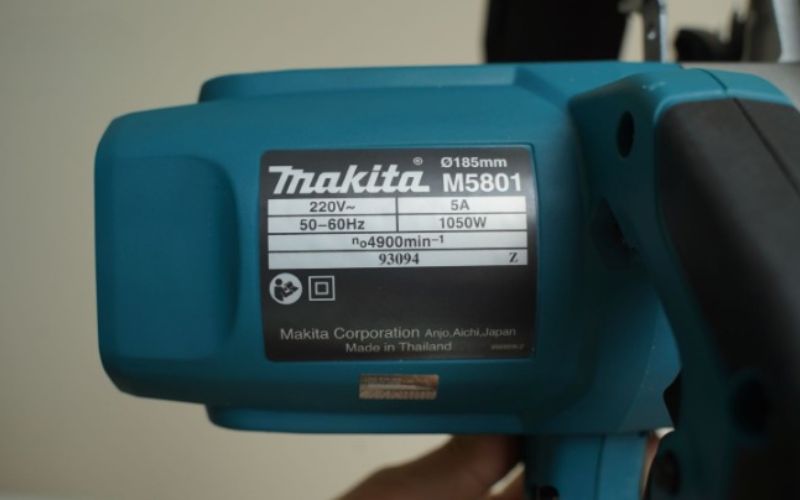 may-cua-dia-makita-m5801b-2