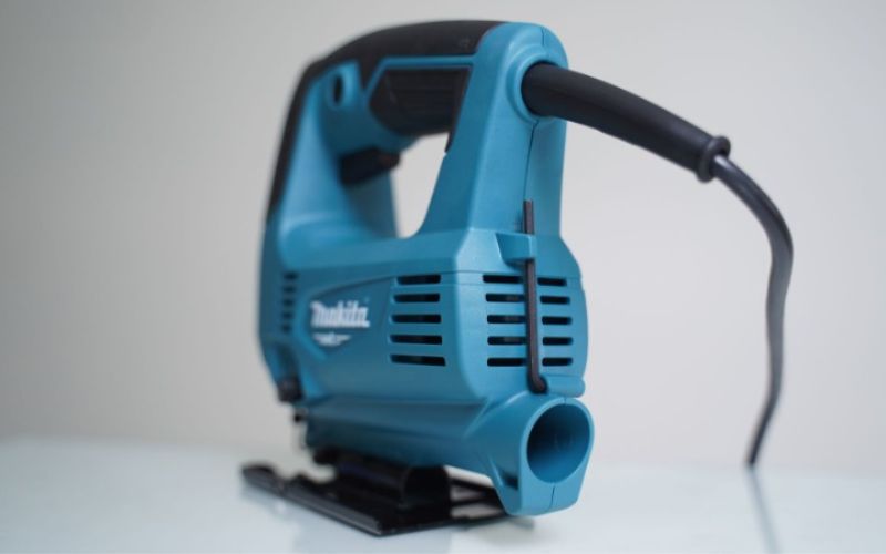 may-cua-long-makita-m4301b-2
