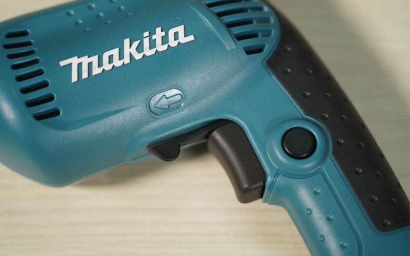 Máy khoan Makita 450W 6412