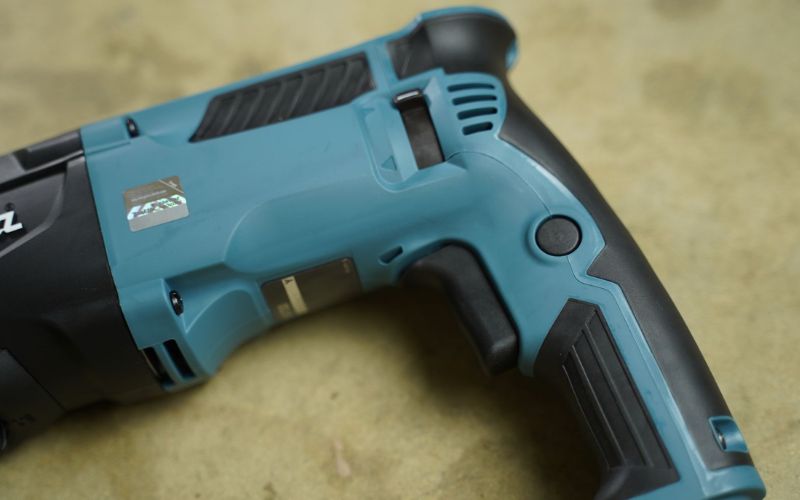 Máy khoan bê tông Makita M8701B (22mm)