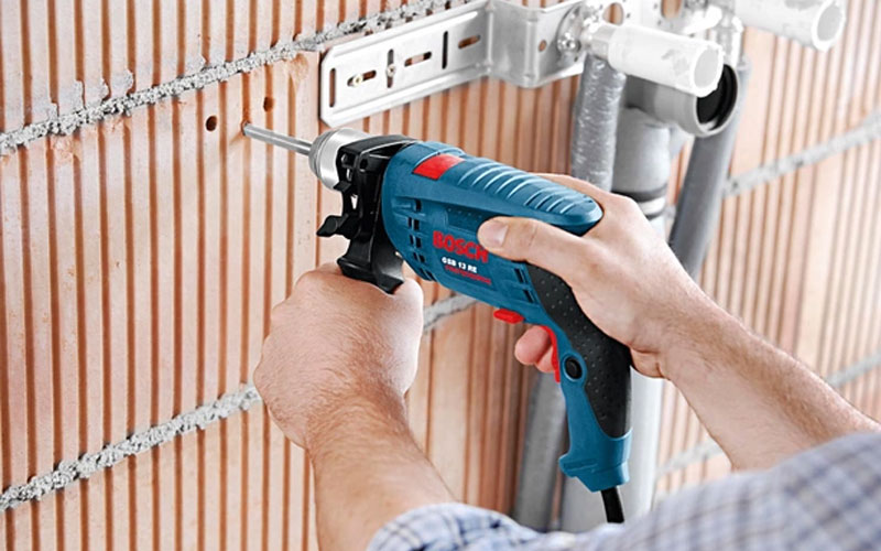 may-khoan-bosch-gsb-13re