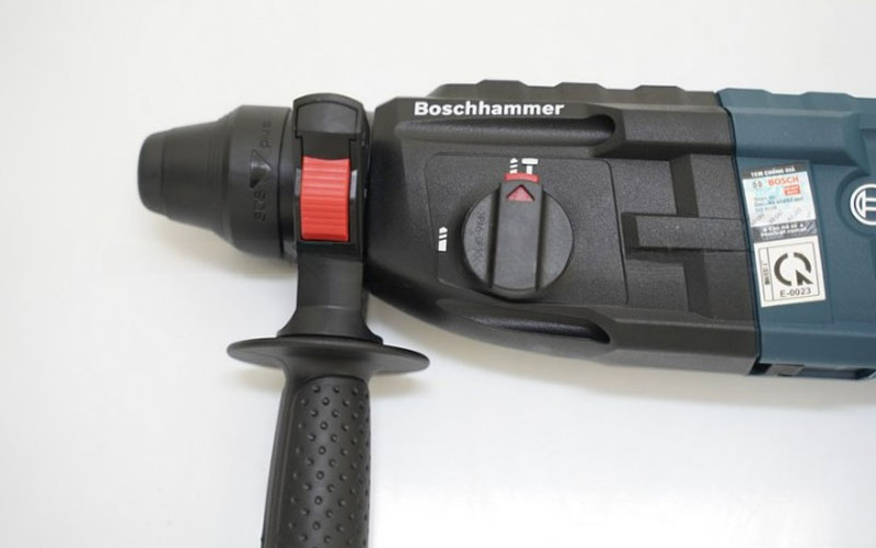Máy khoan búa Bosch GBH 2-24 RE