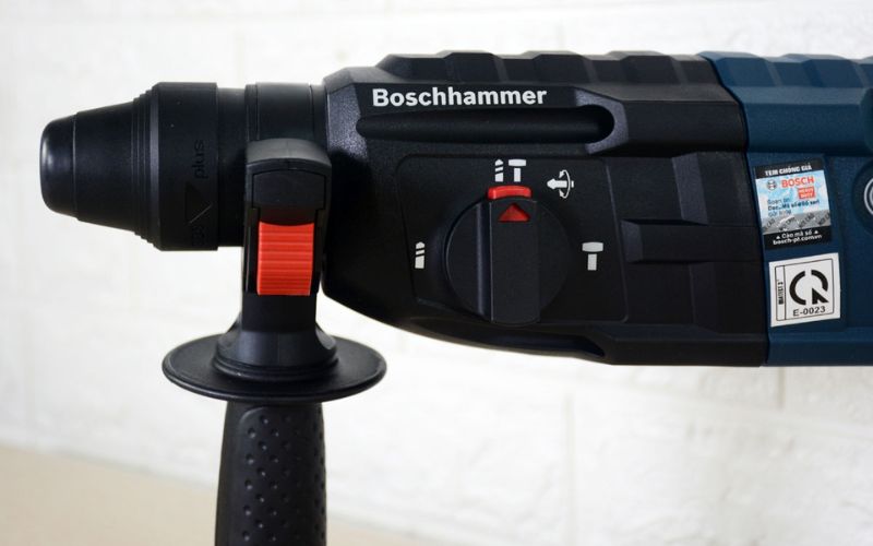 Máy khoan búa Bosch GBH 2-24 DRE (kèm phụ kiện)