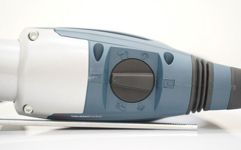 Máy khoan búa Bosch GBH 4-32 DFR