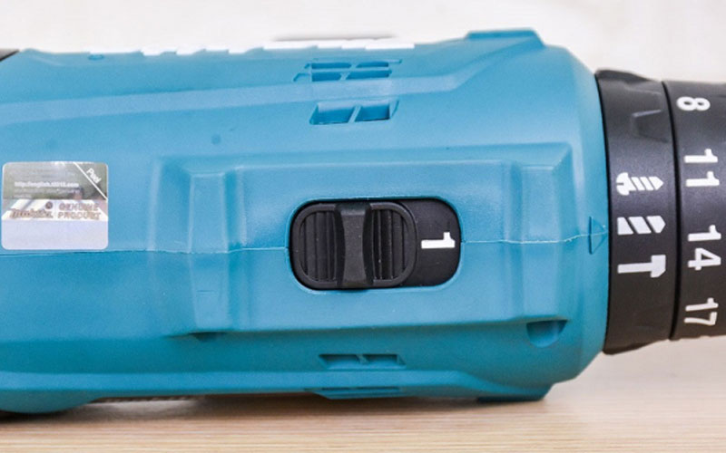 Máy khoan búa và vặn vít Makita HP0300 (10mm)