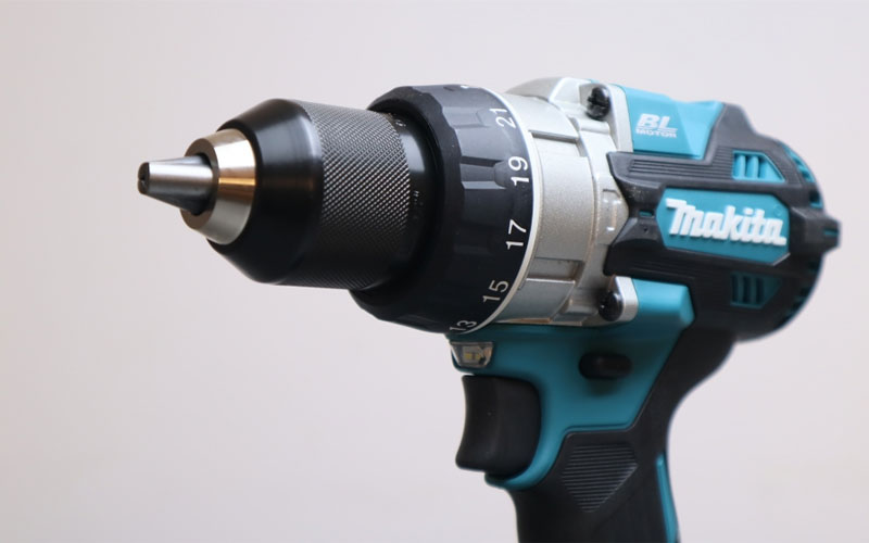Máy khoan búa và vặn vít pin Makita DHP486RTE
