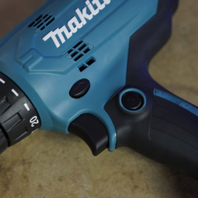 Máy khoan và vặn vít Makita DF0300 (10mm)