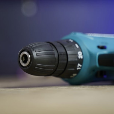 Máy khoan và vặn vít Makita DF0300 (10mm)