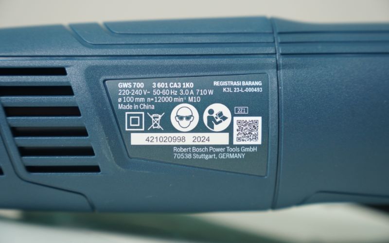 Máy mài góc Bosch GWS 700 06013A31K0