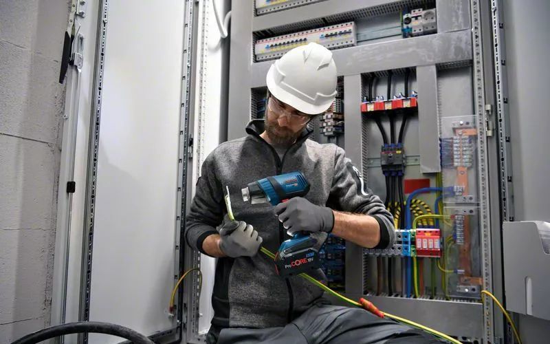 Máy phun hơi nóng dùng pin Bosch GHG 18V-50 (SOLO) (06012A6580)
