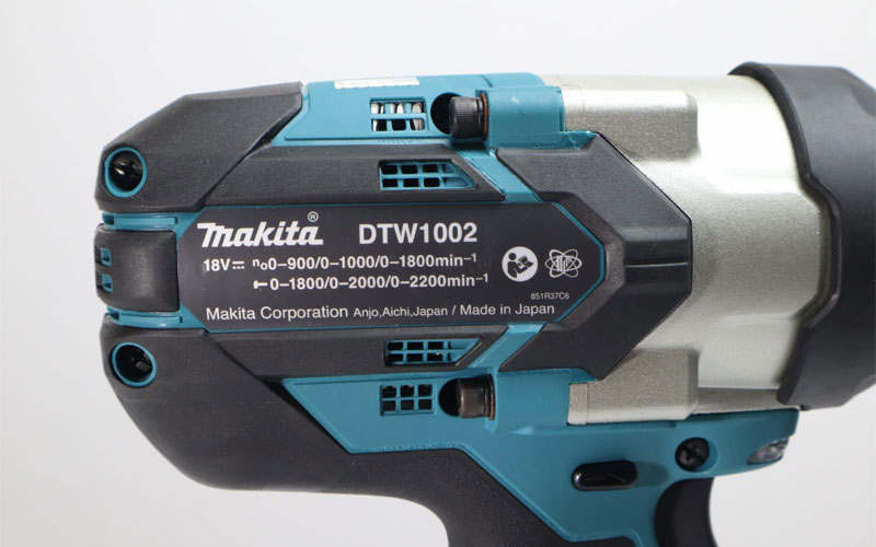 Máy siết bu lông dùng pin Makita DTW1002RTJ