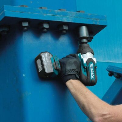 Máy siết bu lông dùng pin Makita DTW1002RTJ