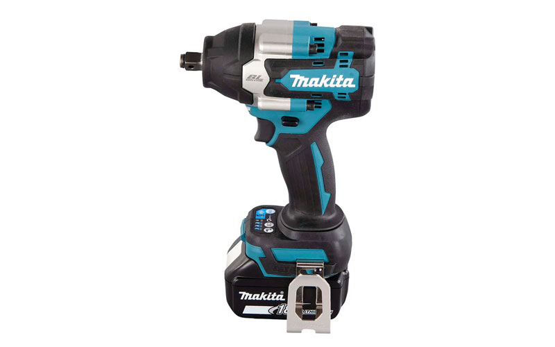 Máy siết bu lông dùng pin Makita DTW700RTJ
