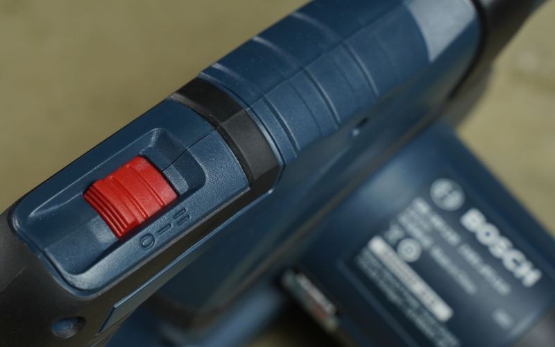 Máy thổi khí Bosch GBL18V-120 (SOLO) (06019F51L0)