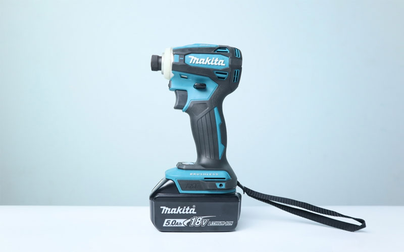 Máy vặn vít dùng pin Makita DTD172RTE