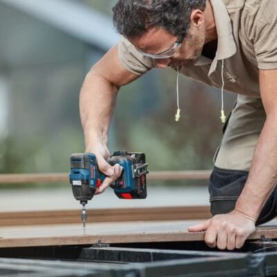 Máy vặn vít dùng pin Bosch GDR 18V-200C (SOLO) (06019G4104)