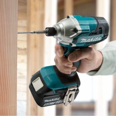 Máy vặn vít dùng pin Makita DTD156SF1J
