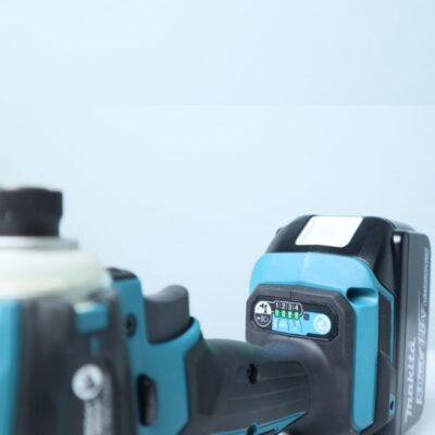 Máy vặn vít dùng pin Makita DTD172RTE