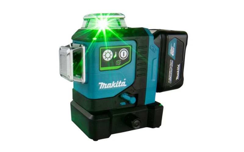 may-can-muc-laser-tia-xanh-pin-12v-makita-sk700gd-2