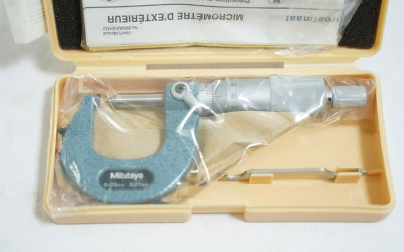 Panme cơ đo chiều cao mép gấp Mitutoyo 112-401 (0-25mm/0.01mm)