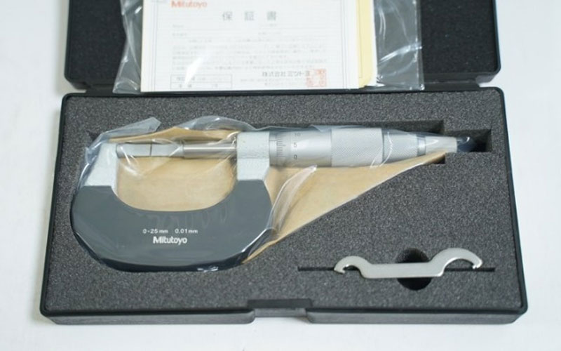 Panme cơ đo rãnh kiểu A Mitutoyo 122-101 (0-25mm/0.01mm)