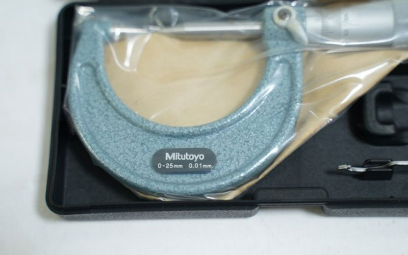 Panme đầu nhọn cơ khí Mitutoyo 112-201 (0-25mm/0.01mm)