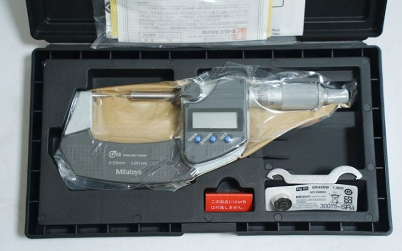 Panme điện tử đầu nhọn 15 độ Mitutoyo 342-251-30 (0-25mm x 0.001)