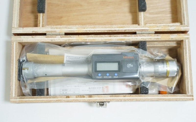 Panme điện tử đo lỗ 3 chấu Mitutoyo 468-167 (25-30mm/0.001mm)