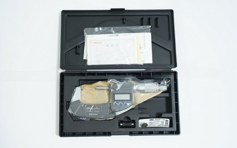 Panme điện tử đo ngoài Mitutoyo 293-231-30 (25-50mm x 0.001)