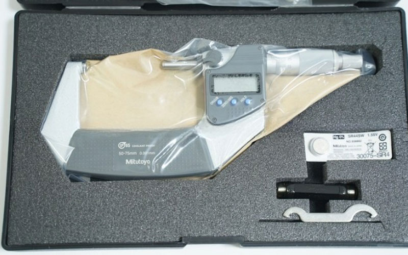 Panme điện tử đo ngoài Mitutoyo 293-242-30 (50-75mm)