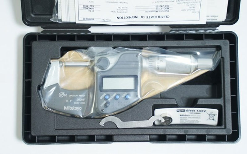 Panme điện tử đo ngoài Mitutoyo 293-340-30 (0-25mm/0-1″)