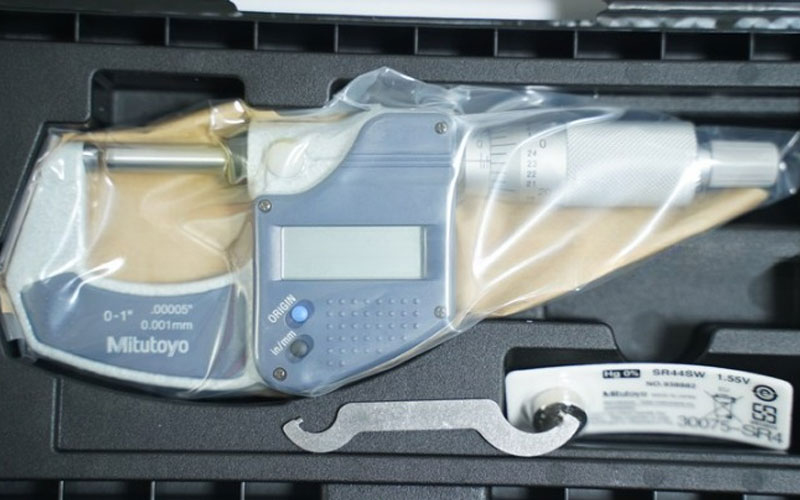 Panme điện tử đo ngoài Mitutoyo 293-831-30 (0-1″/0-25mm/0.001mm)